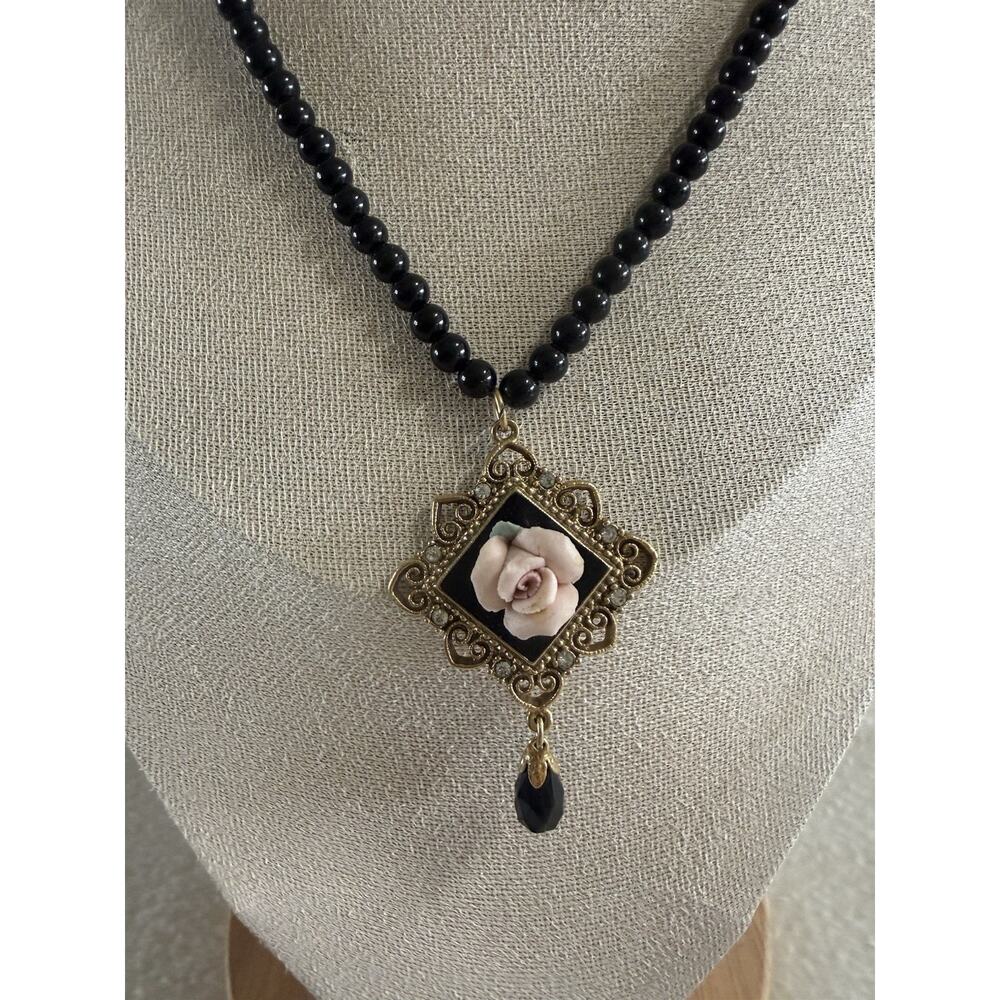 Pretty In Pink Porcelain Rose Fillagree Pin Pendant Necklace